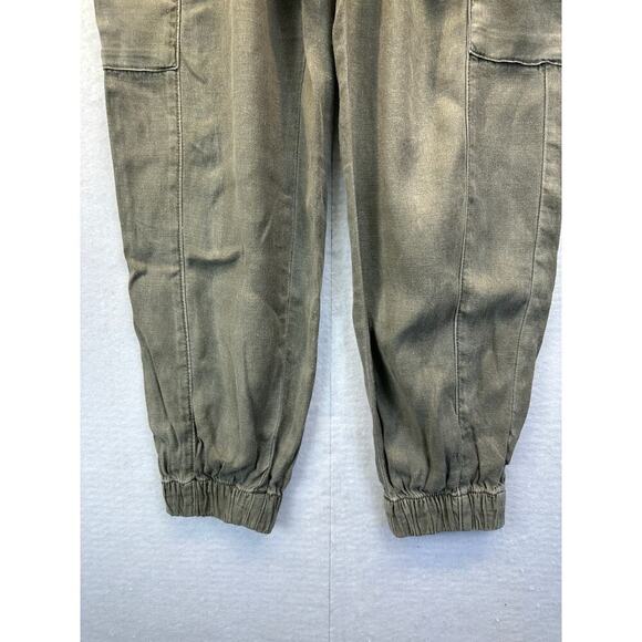 American Eagle Distressed Cargo Elastic Leg Pants Women Size 6 - Picture 2 of 12